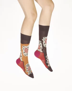 Chaussettes femme laine - BERTHE Aux Grands Pieds - fleurs orange/bordeaux – Image 3