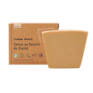 Réalisé par Saponification à froid Beurre de karité non raffiné Surgras de 5 % Corps gras composé de beurre de karité, d’huile d’olive et d’huile de coco Nettoyage en douceur N'assèche pas la peau Hydrate et nourrit Améliore le grain de peau pH de 11 Parfait pour le voyage, autorisé en bagage cabine Sans colorant, sans produits de synthèse, sans parfum Testé sous contrôle dermatologique Fabriqué en France